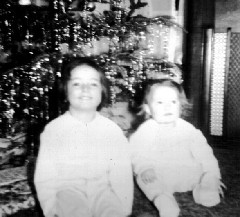 C468- Ruth and Ann Bennett